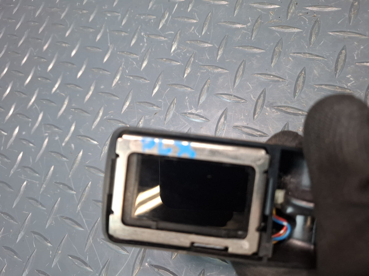 2003-2007 Lexus UZJ100L LX470 Windshield Rain Sensor