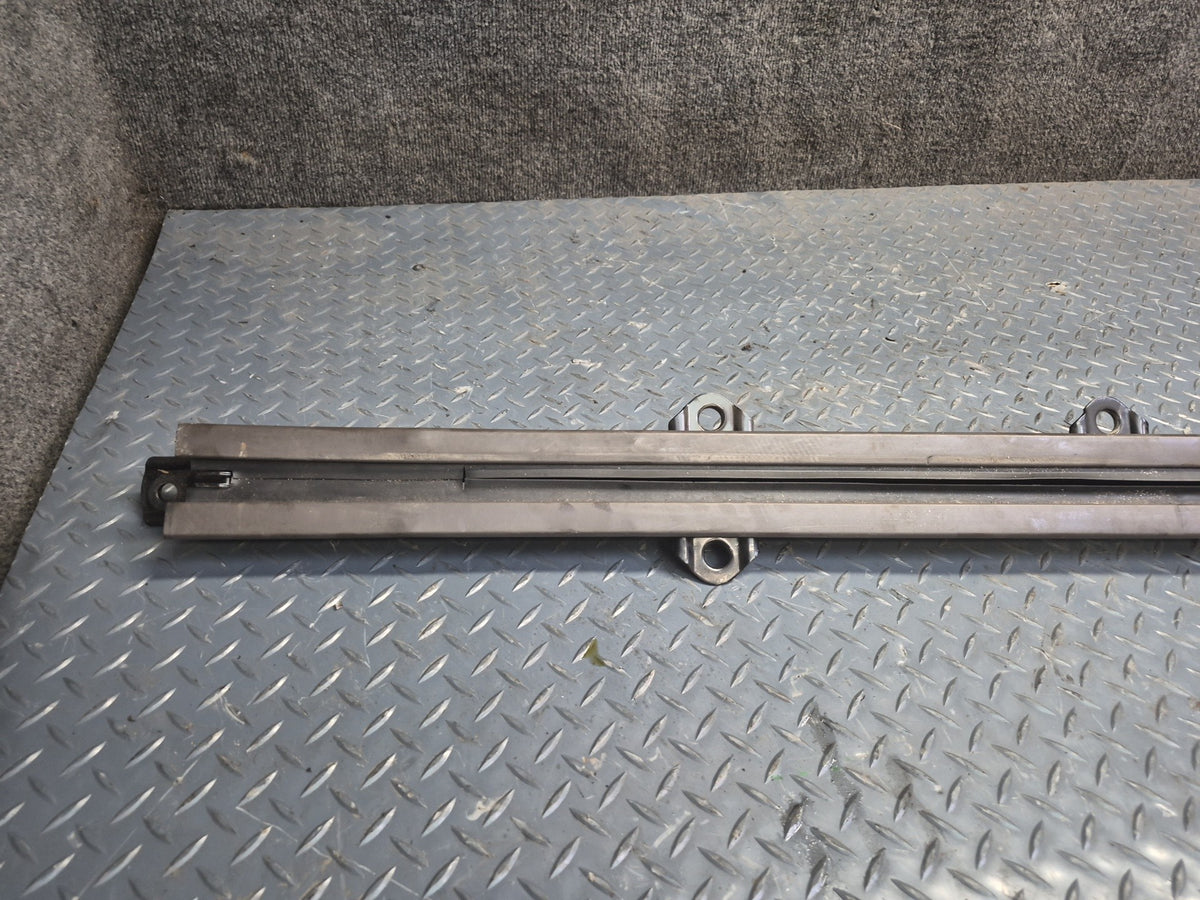 89-99 Toyota Hiace KZH106W Set of 2 Second ROW Seat Slide Track Rail OEM