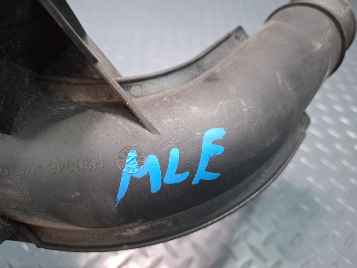2017-2020 Maserati Levante M161 3.0L Air Intake Duct Line w Sensor
