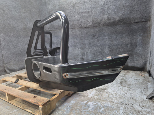 1998-2007 Lexus UZJ100L LX470 Front Off-road Bumper Bull Bar Ironman Damaged