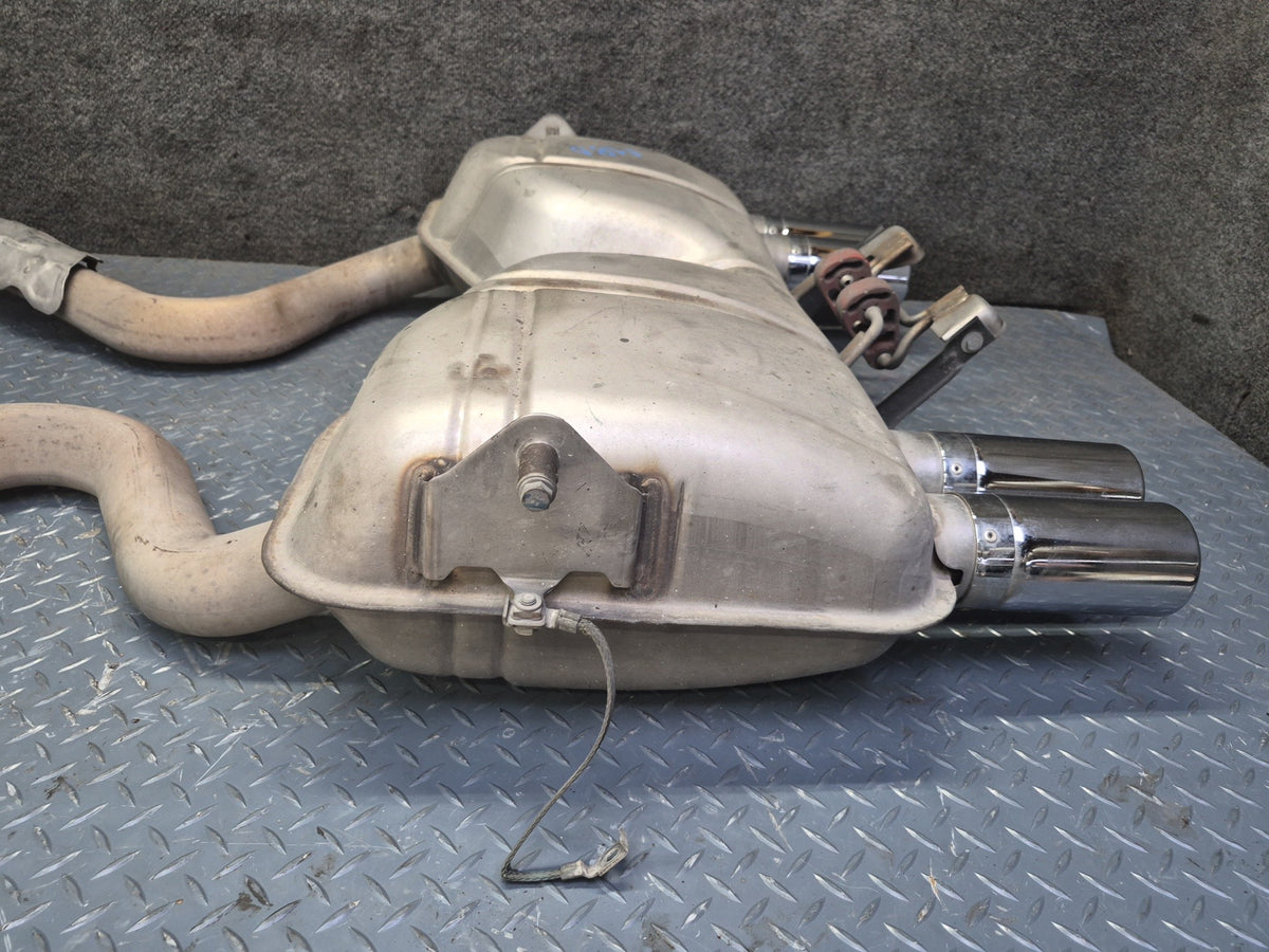 2008-2011 BMW E90 M3 Sedan Rear Exhaust Muffler w Tips 7840575