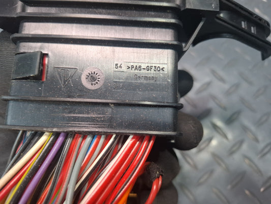 1999-2004 Porsche 911 996 Fuse Relay Box Module