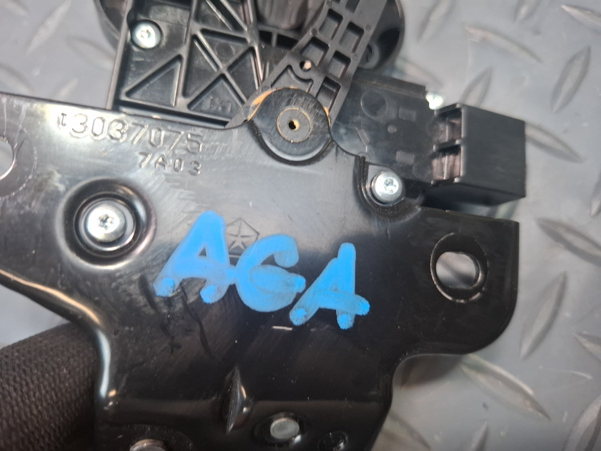 17-26 Alfa Romeo Giulia Rear Trunk Deck Lid Lock Latch Actuator Motor OEM