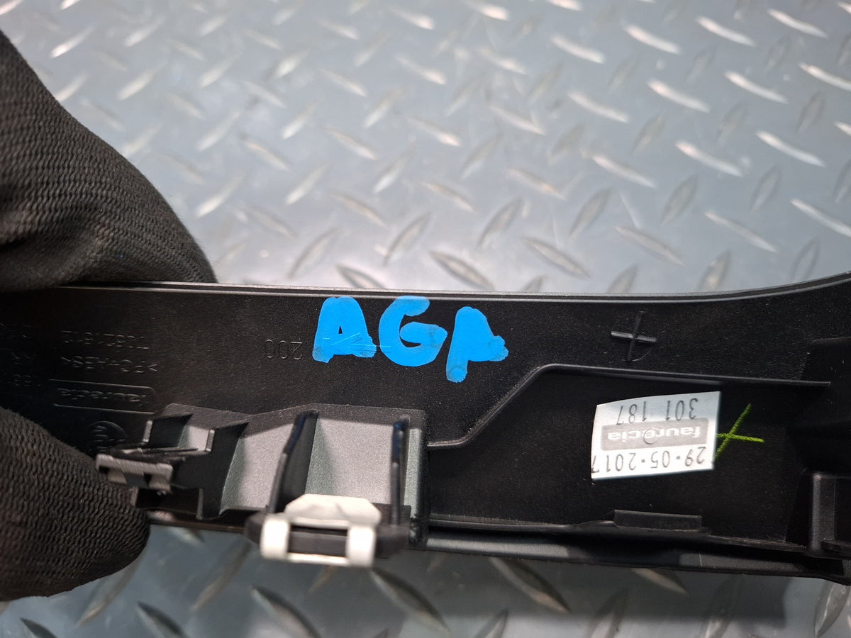 17-24 Alfa Romeo Giulia Dash Dashboard Right Trim Molding Black OEM