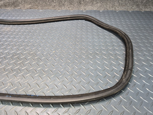 01-06 BMW E46 330ci Convertible Rear Trunk Lid Weatherstrip Rubber Seal OEM