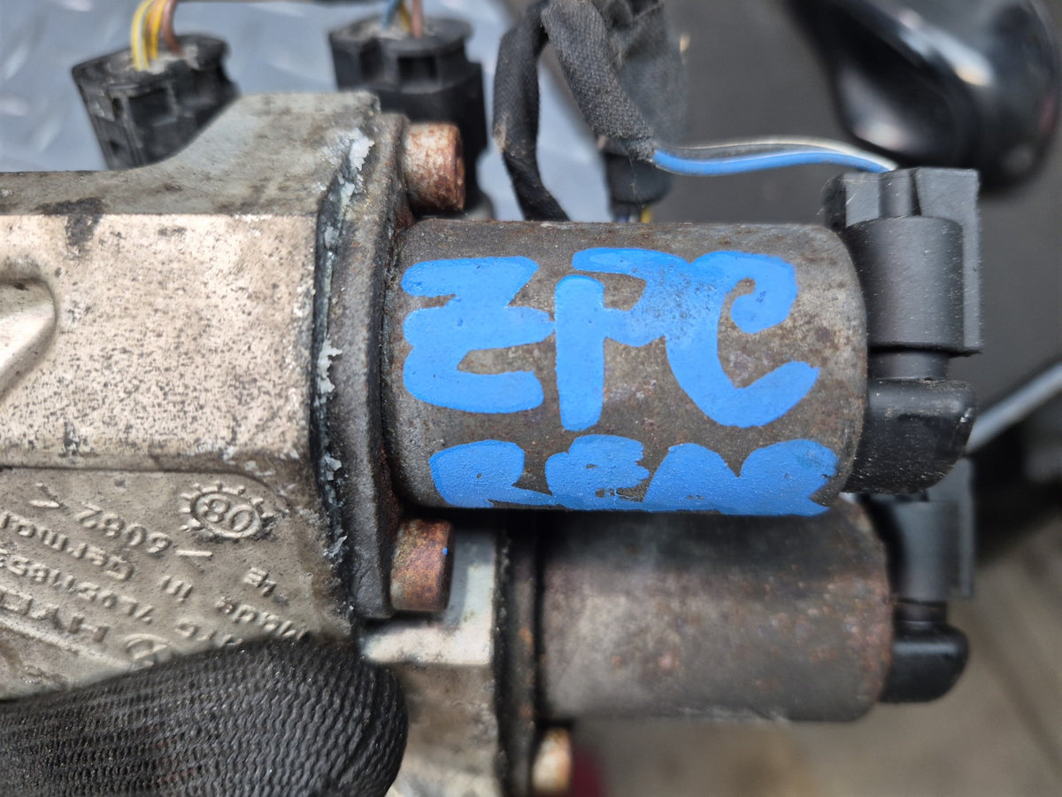 08-10 Porsche Cayenne 957 Rear Air Suspension Hydraulic Valve Block 7L0511853A