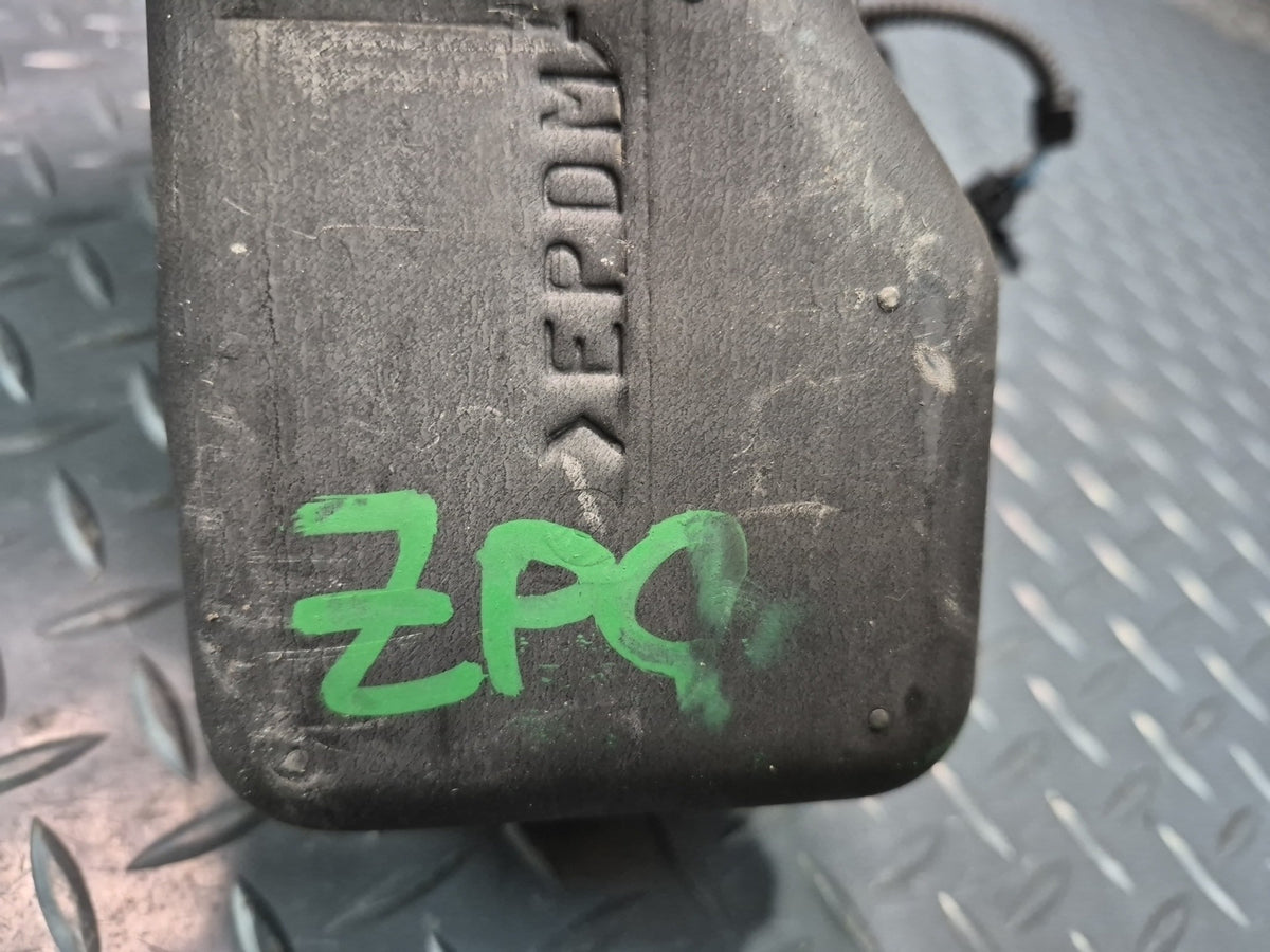 2003-2010 Porsche Cayenne 957 Rear Trunk Lid Tailgate Hydraulic Pump Motor Foam