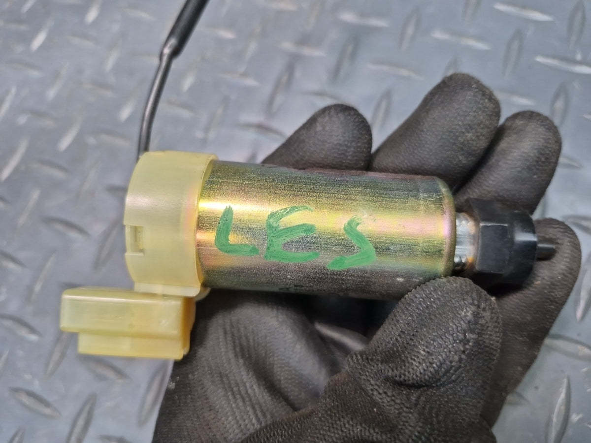 98-00 Lexus UCF20L LS400 Fuel Door Lid Actuator Motor OEM