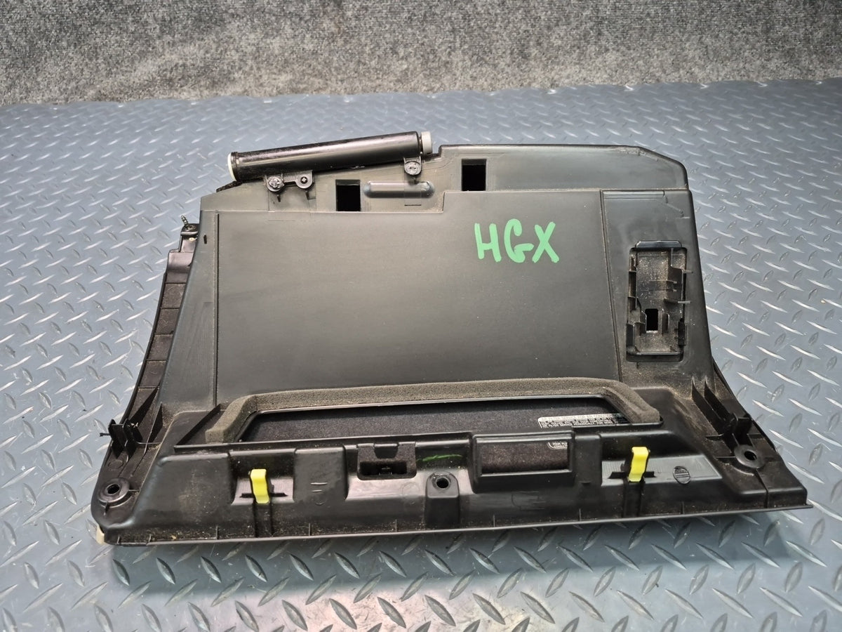 2003-2009 Lexus UZJ120L GX470 Glove Box Storage Compartment Assembly Damaged