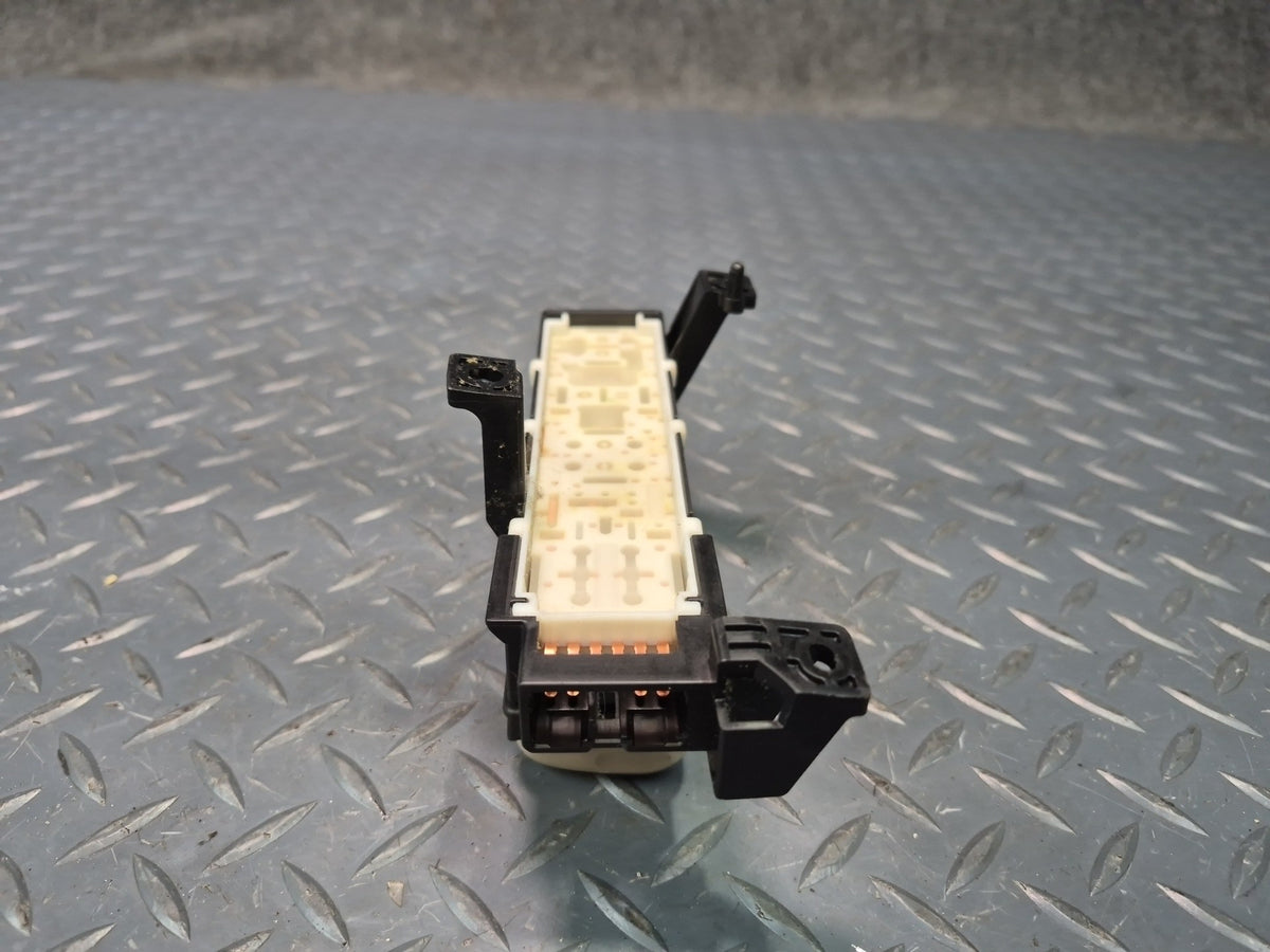 2003-2005 Lexus UZJ120L GX470 Front Right Seat Adjustment Control Switch