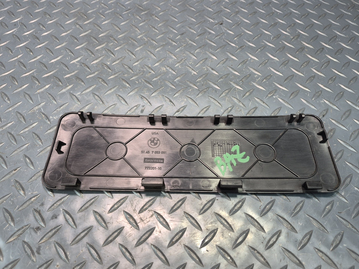 03-08 BMW E85 E86 Z4 Dash Center Lower Trim Cover Panel 7053091 OEM