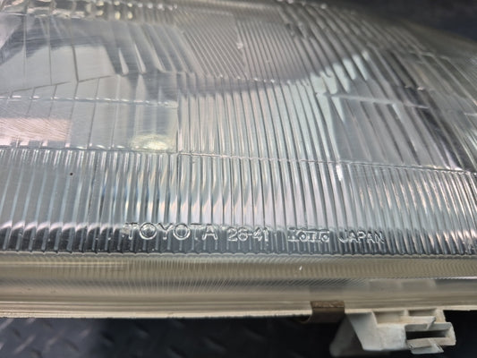 93-95 Toyota Hiace KZH106W Front Right Halogen Headlight Lamp OEM