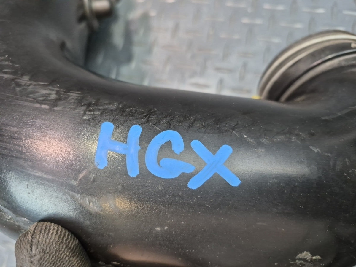 2003-2005 Lexus UZJ120L GX470 Air Intake Resonator Hose Pipe Line