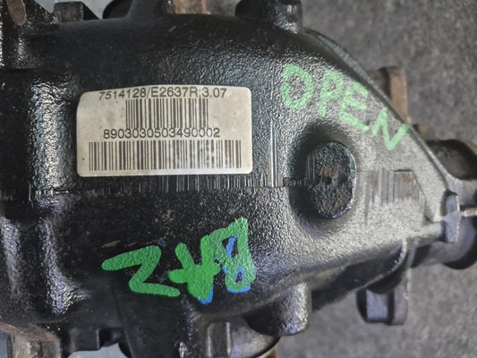 03-05 BMW E85 Z4 3.0L M54 M/T Rear Axle Differential Carrier 3.07 Ratio 101K OEM
