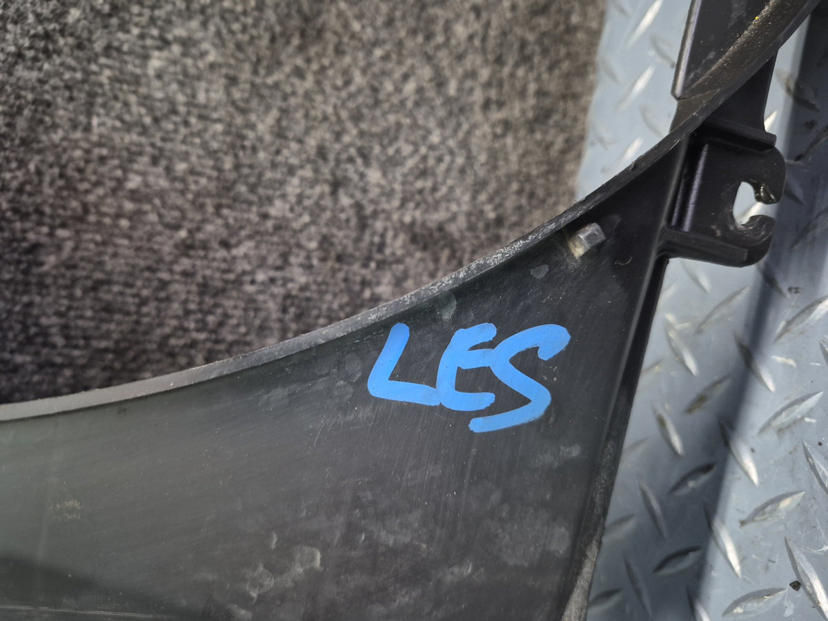 95-00 Lexus UCF20L LS400 Engine Cooling Radiator Fan Shroud 16711-50050 OEM