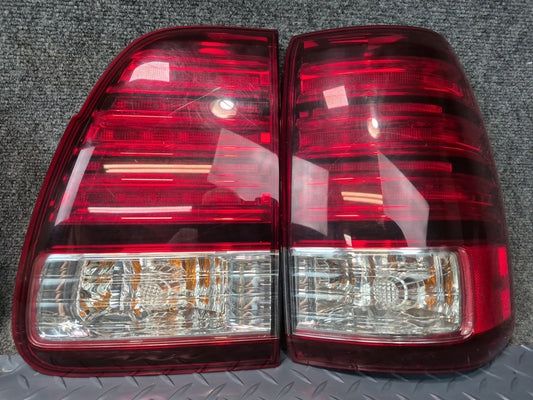 2005-2007 Lexus UZJ100L LX470 Rear Inner & Outer Tail Light Lamp Set of 4