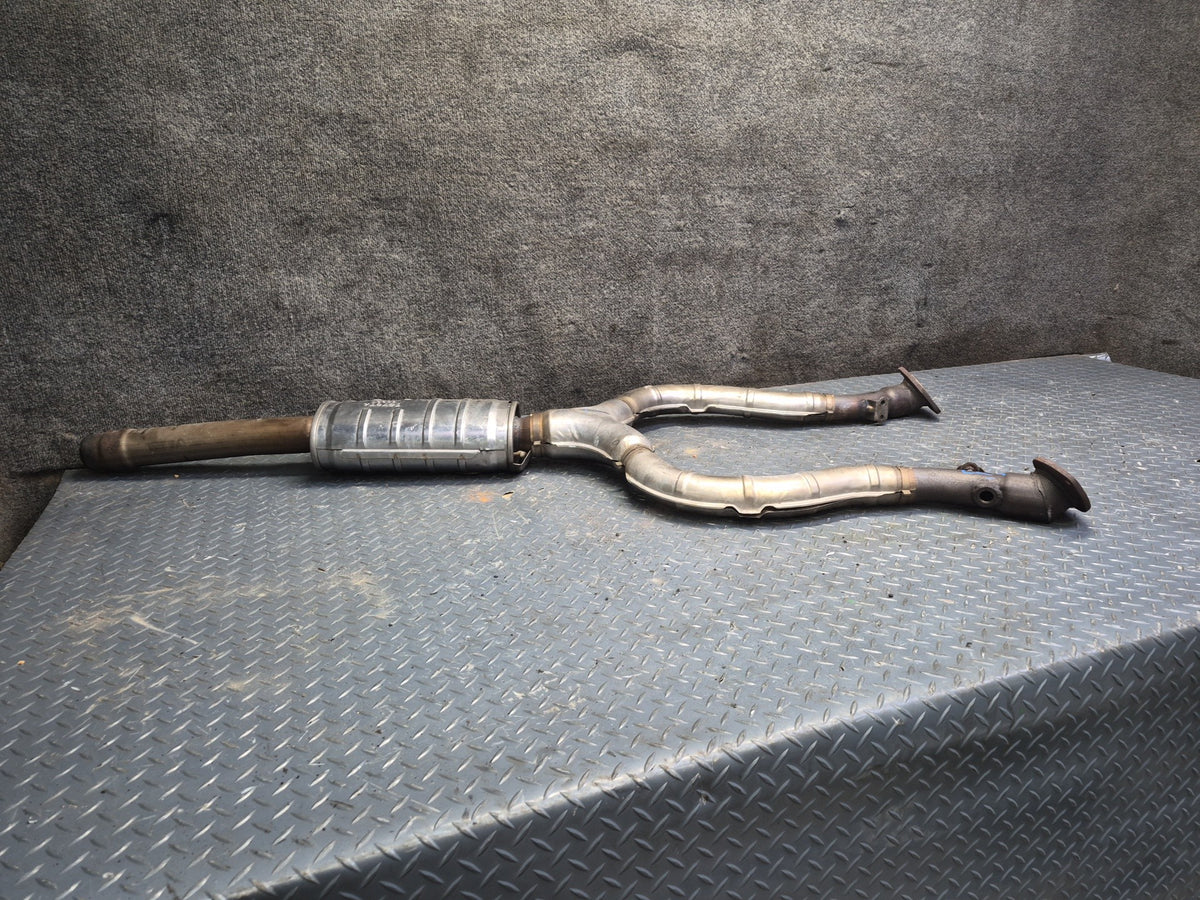 98-00 Lexus UCF20L LS400 Exhaust Resonator Intermediate Pipe 139K Miles OEM