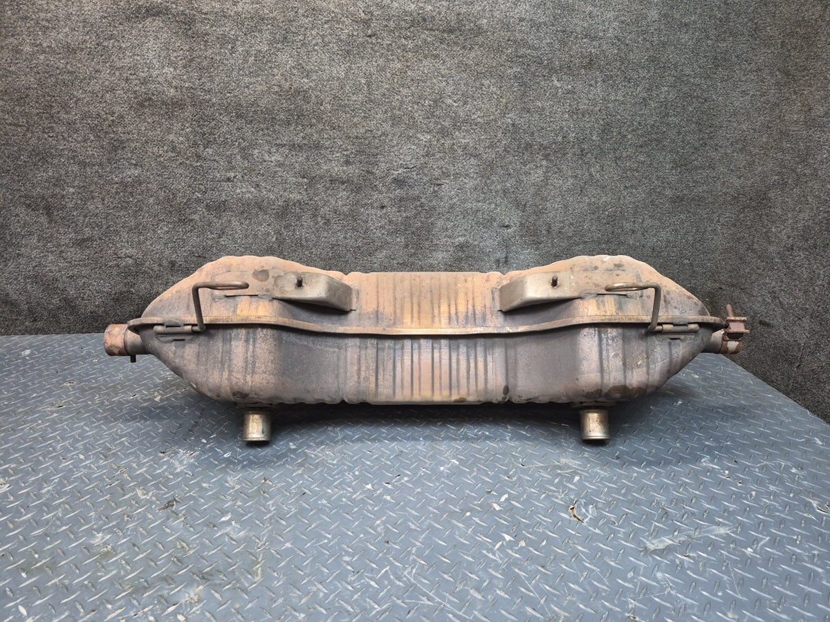 2000-2002 Porsche Boxster 986 2.7L MT Engine Rear Exhaust Muffler Assembly