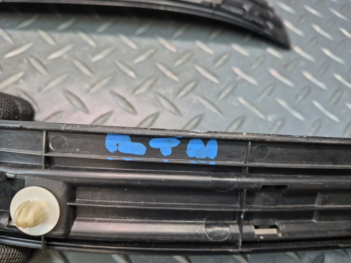 96-00 Toyota MARK2 JZX105 Set of 4 Front & Rear Door Scuff Sill Plate Trim OEM