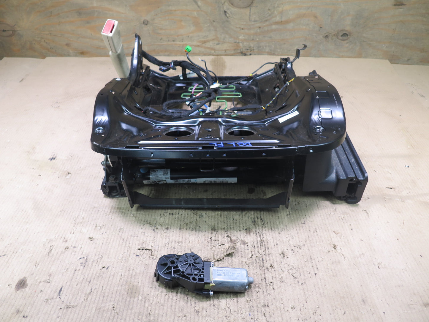 07-10 MERCEDES W216 FRONT LEFT SEAT TRACK FRAME MOTOR DYNAMIC LUMBAR SET OEM