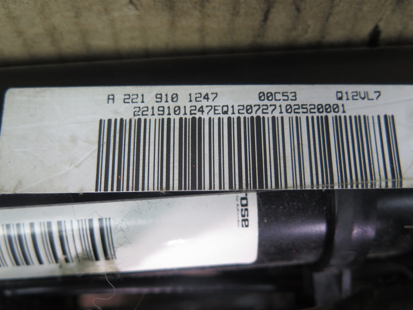 07-13 MERCEDES W221 S-CLASS FRONT RIGHT SEAT LOWER FRAME TRACK RAIL MOTOR OEM