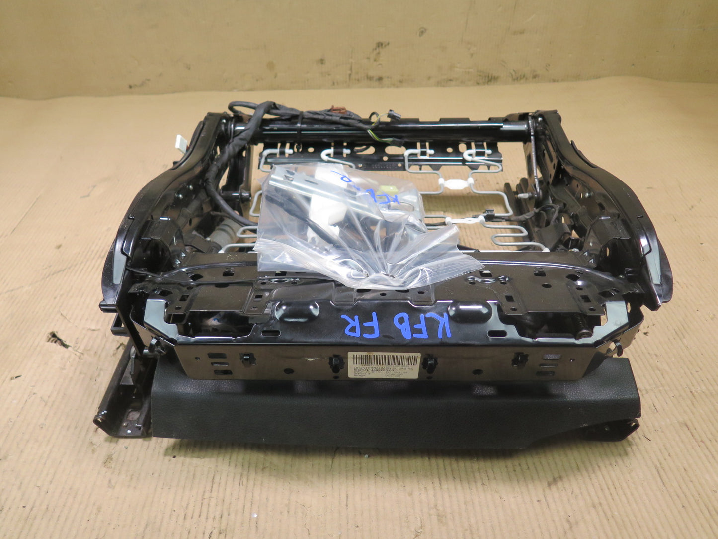 10-13 BMW F07 GT 5-SERIES FRONT RIGHT SEAT LOWER FRAME TRACK RAIL MOTOR OEM