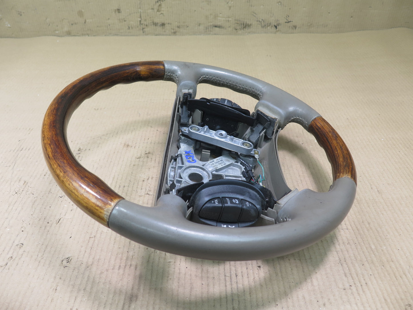 97-03 JAGUAR X100 XK8 LEATHER WOOD STEERING w/ CONTROLS OEM