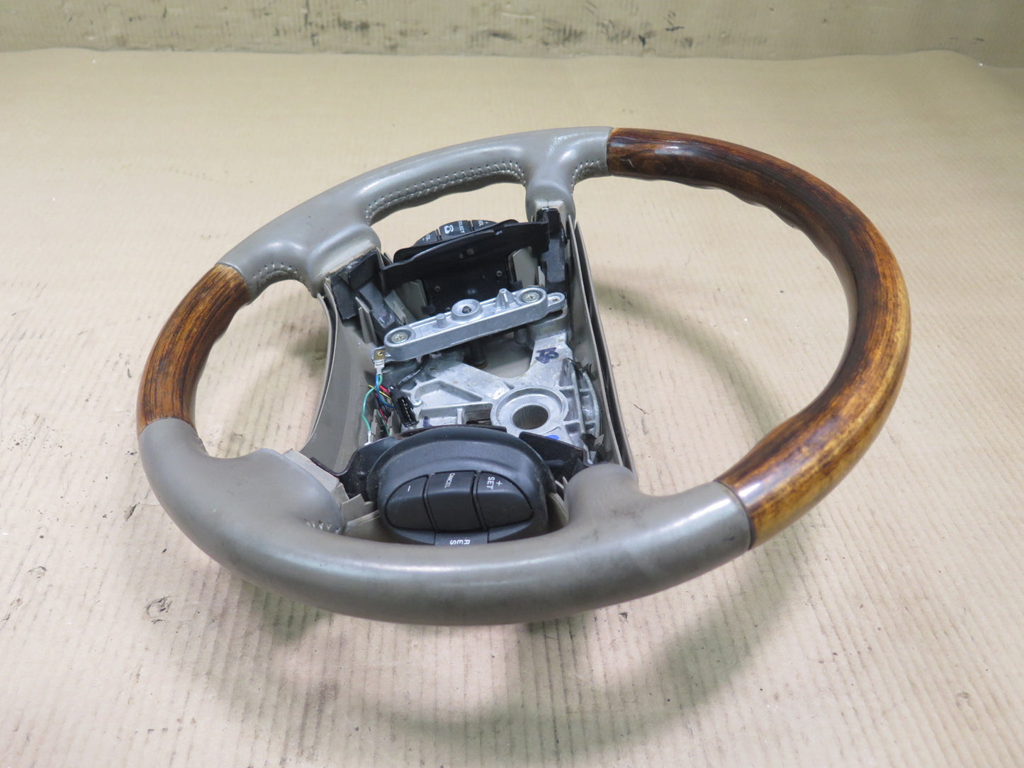 97-03 JAGUAR X100 XK8 LEATHER WOOD STEERING w/ CONTROLS OEM