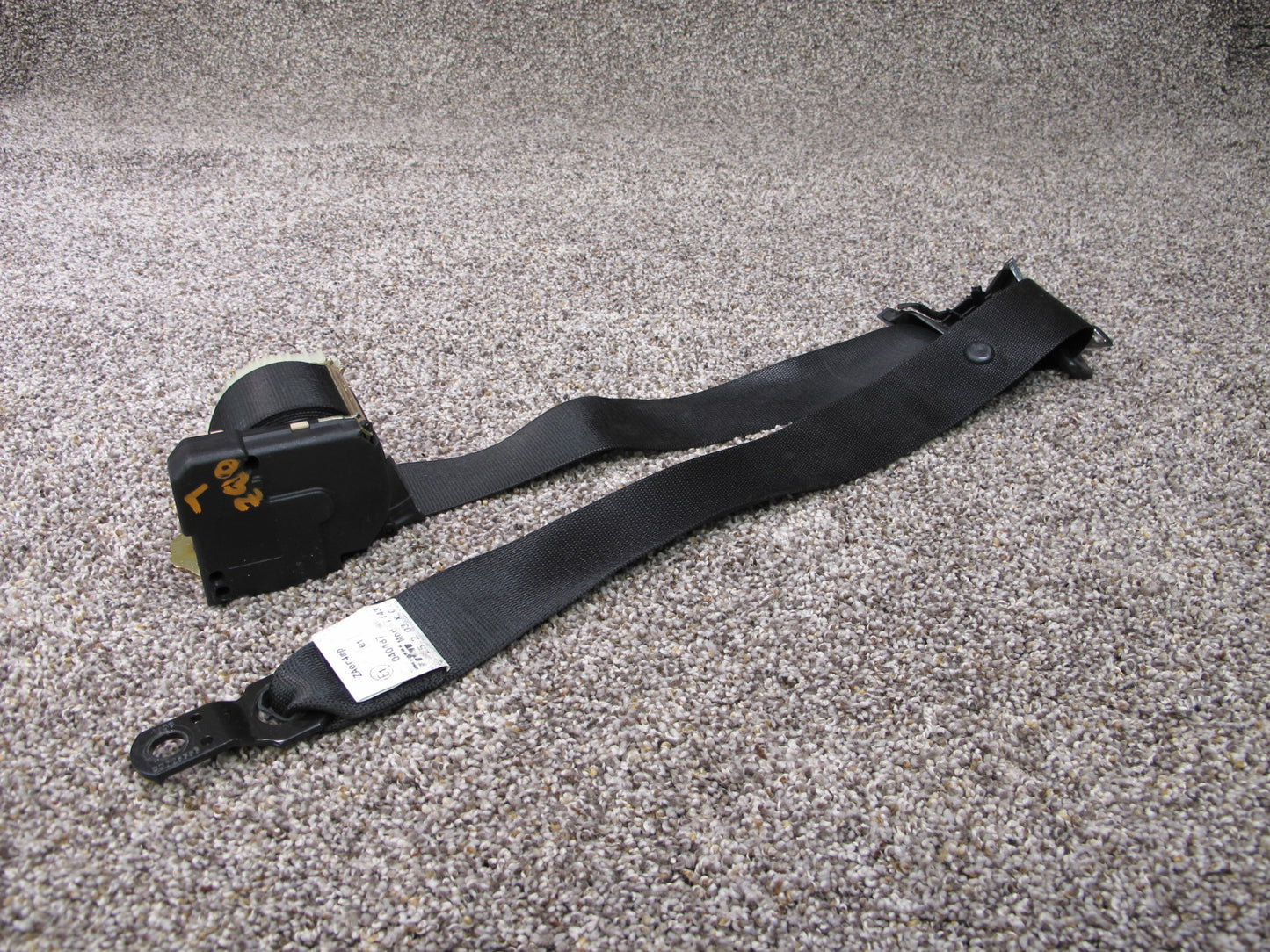 2003-2008 BMW Z4 E85 Left and Right Seat Belts Set OEM
