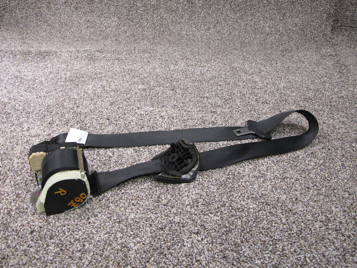 2003-2008 BMW Z4 E85 Left and Right Seat Belts Set OEM