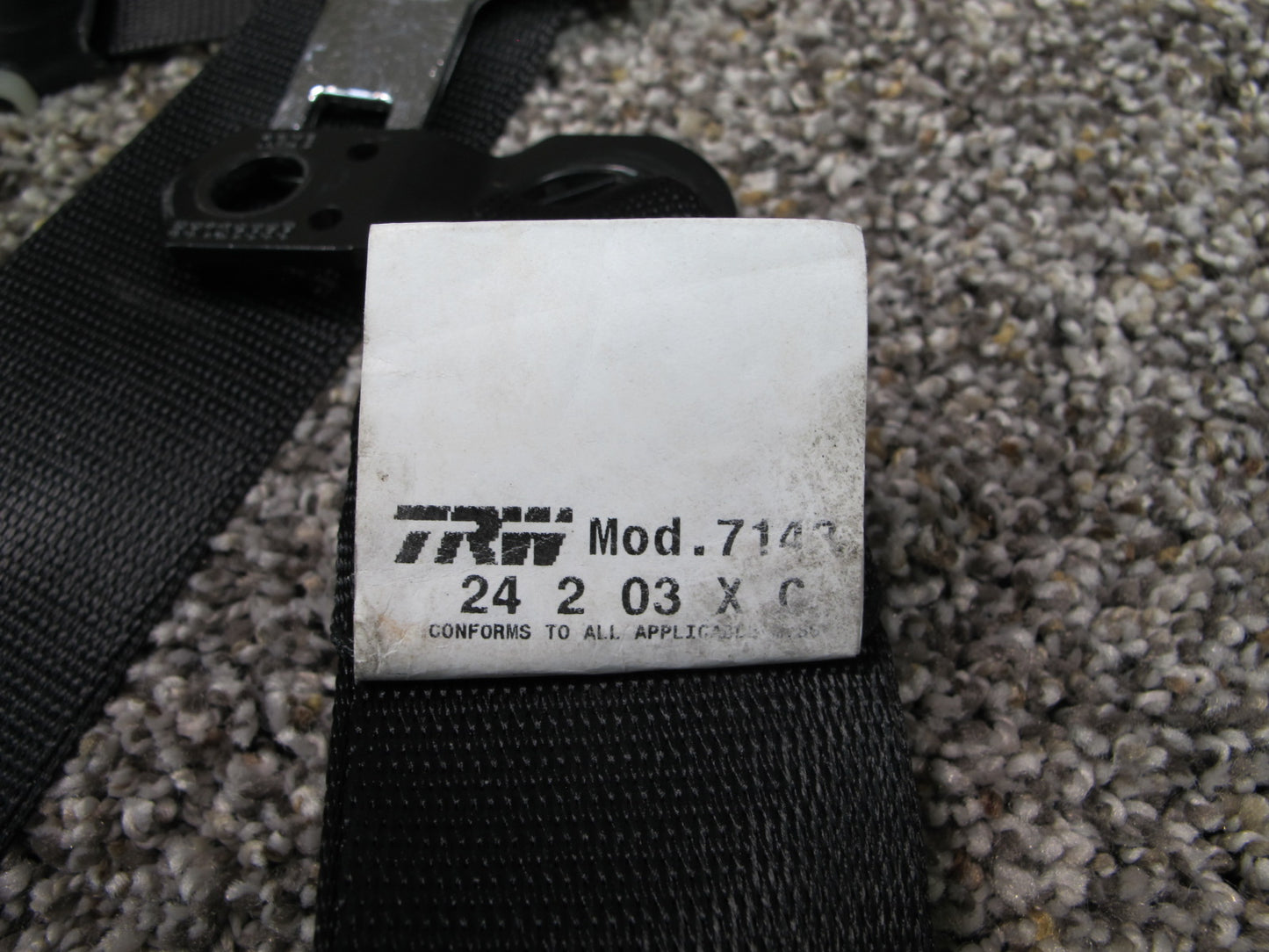 2003-2008 BMW Z4 E85 Left and Right Seat Belts Set OEM