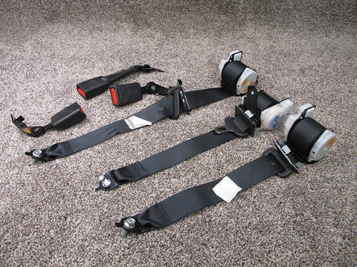 18-20 INFINITI Q50 6pcs REAR LEFT RIGHT CENTER SEATBELT RETRACTOR & BUCKLE OEM
