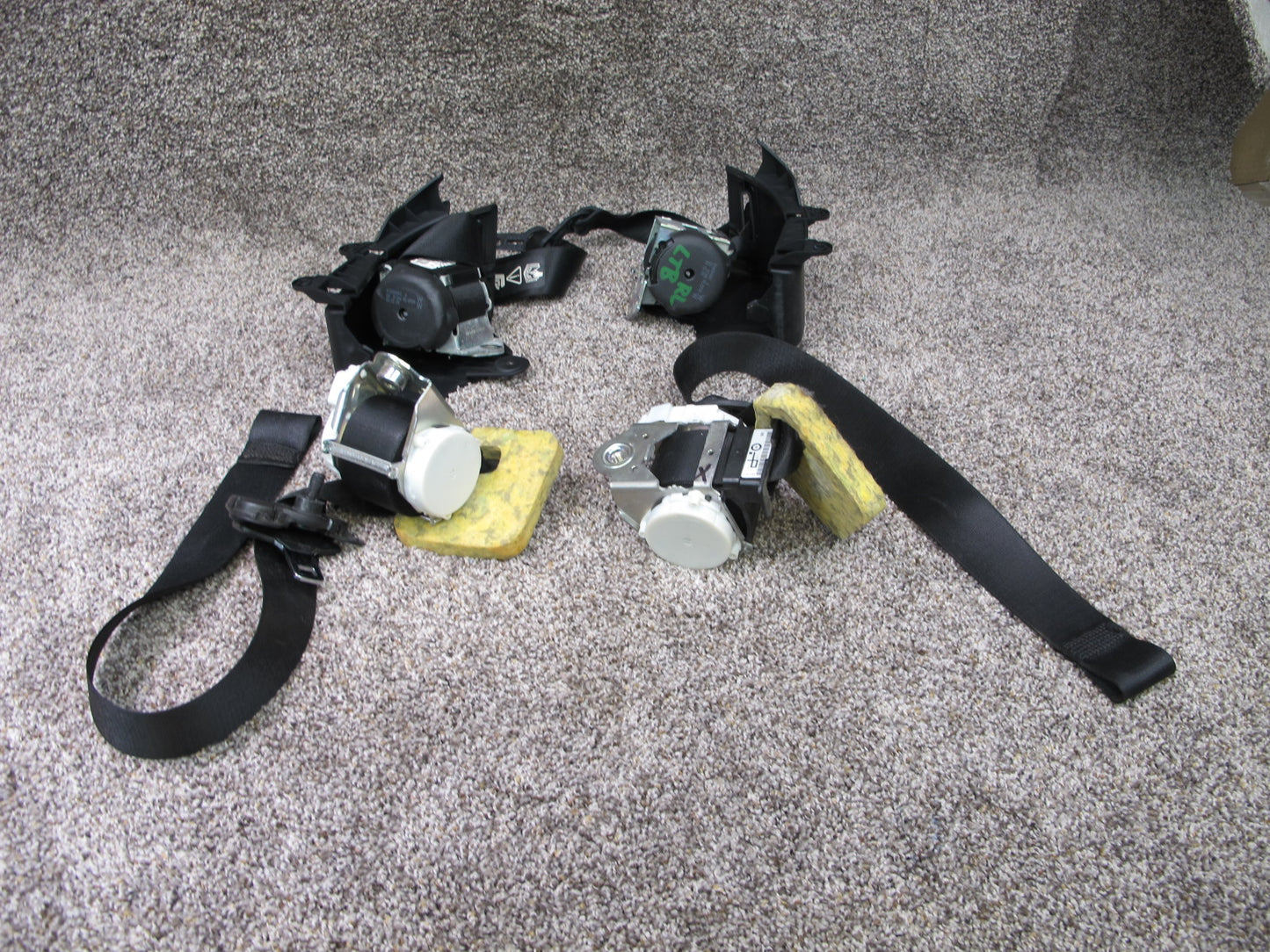 07-13 BMW E92 SET OF 4 FRONT & REAR SEATBELTS RETRACTOR W/ COVER GUIDE OEM