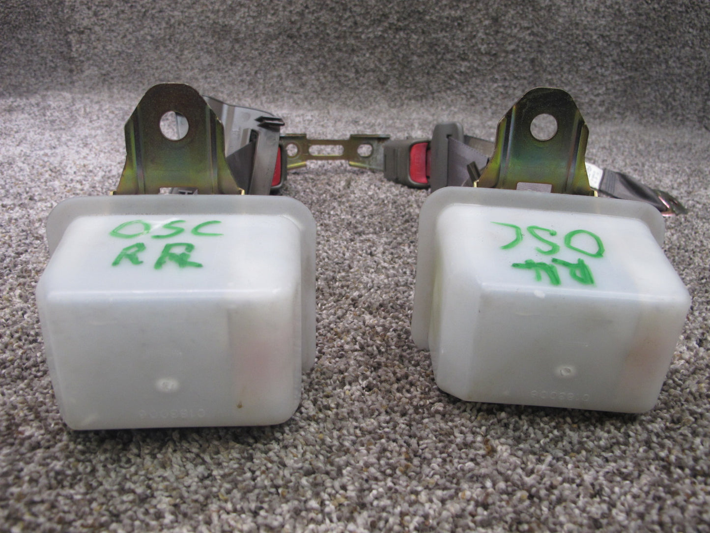 92-00 LEXUS SC400 SC300 REAR LEFT & RIGHT SEATBELT RETRACTOR W/ BUCKLE OEM