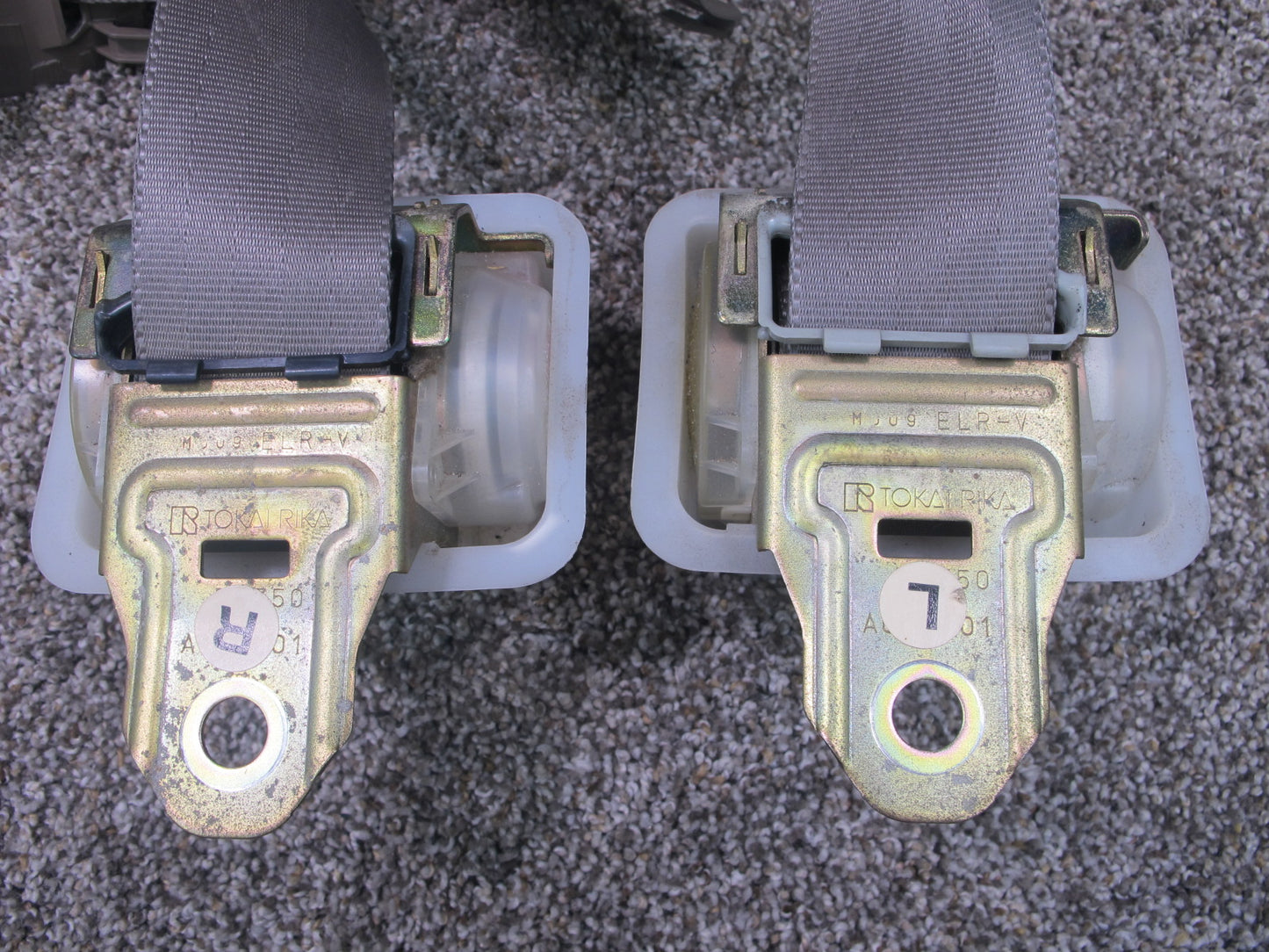 92-00 LEXUS SC400 SC300 REAR LEFT & RIGHT SEATBELT RETRACTOR W/ BUCKLE OEM