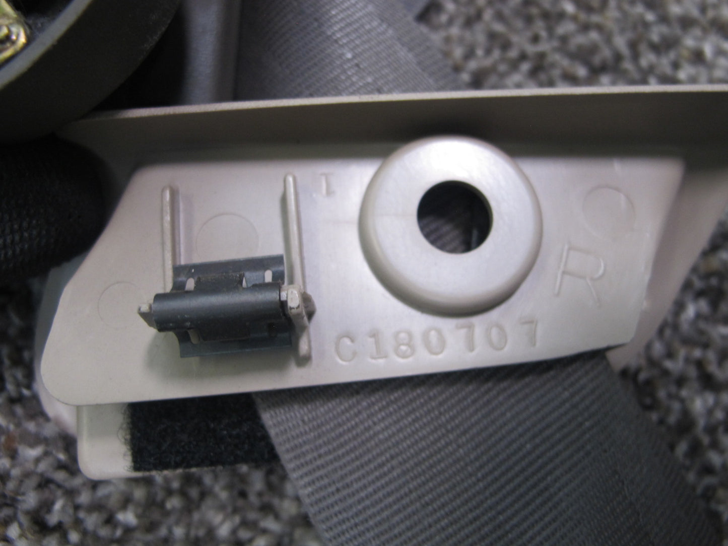 92-00 LEXUS SC400 SC300 FRONT RIGHT SEATBELT RETRACTOR OEM