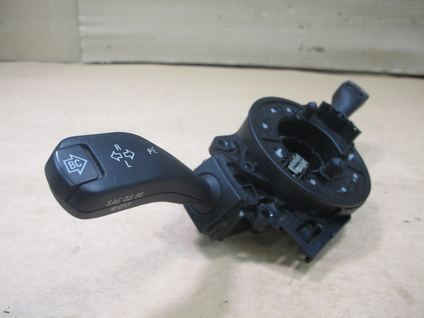 2004-2010 BMW X3 E83 Steering Column Switch Clock Spring Assembly OEM