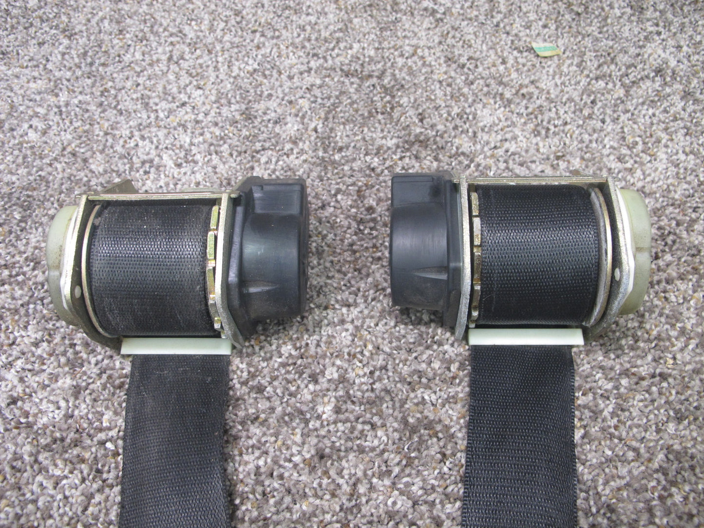 96-02 BMW Z3 E36 ROADSTER SET OF 2 RIGHT & LEFT SEATBELT RETRACTOR OEM