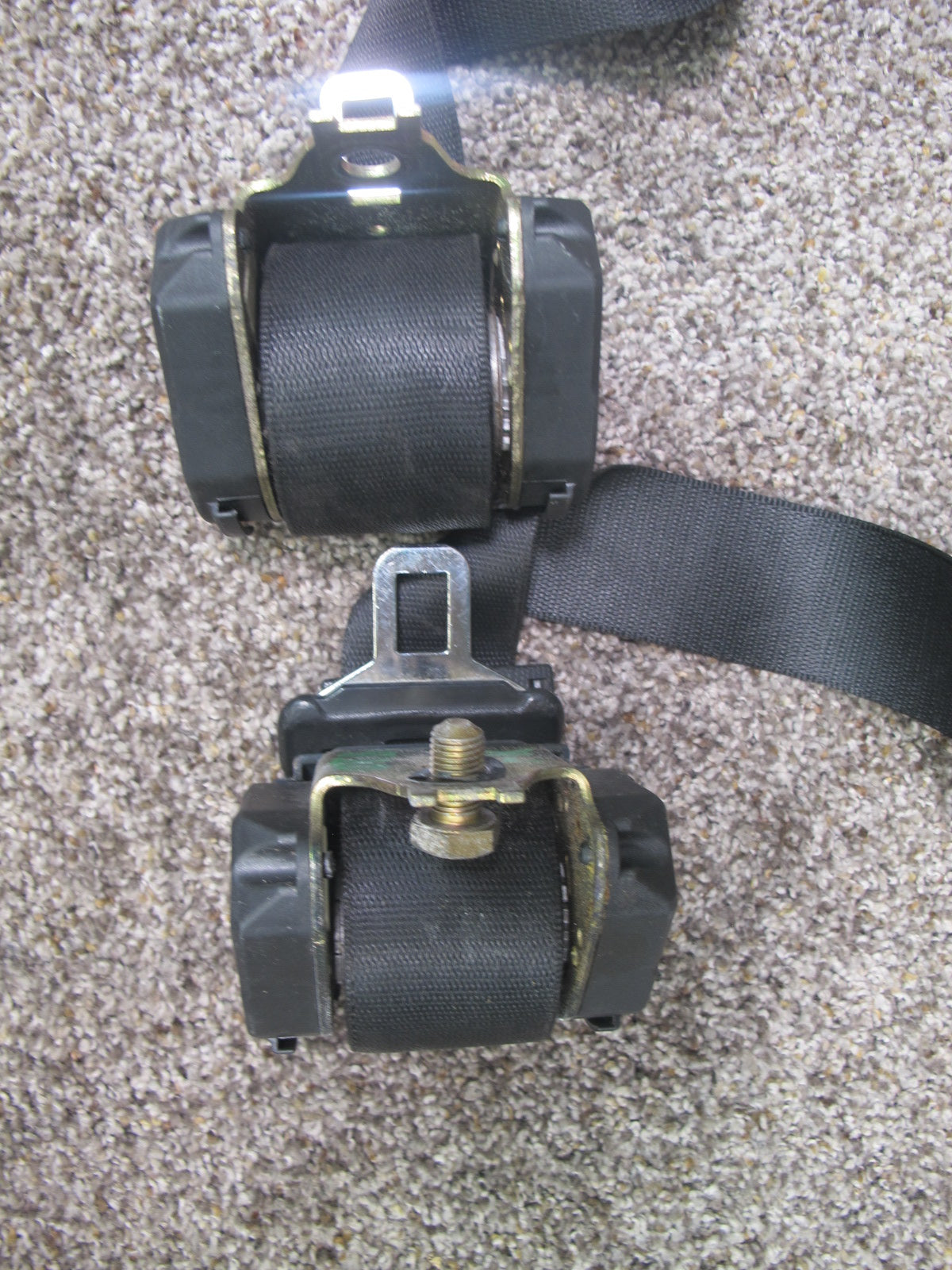 84-91 BMW E30 FRONT LEFT & RIGHT SEATBELT RETRACTOR OEM