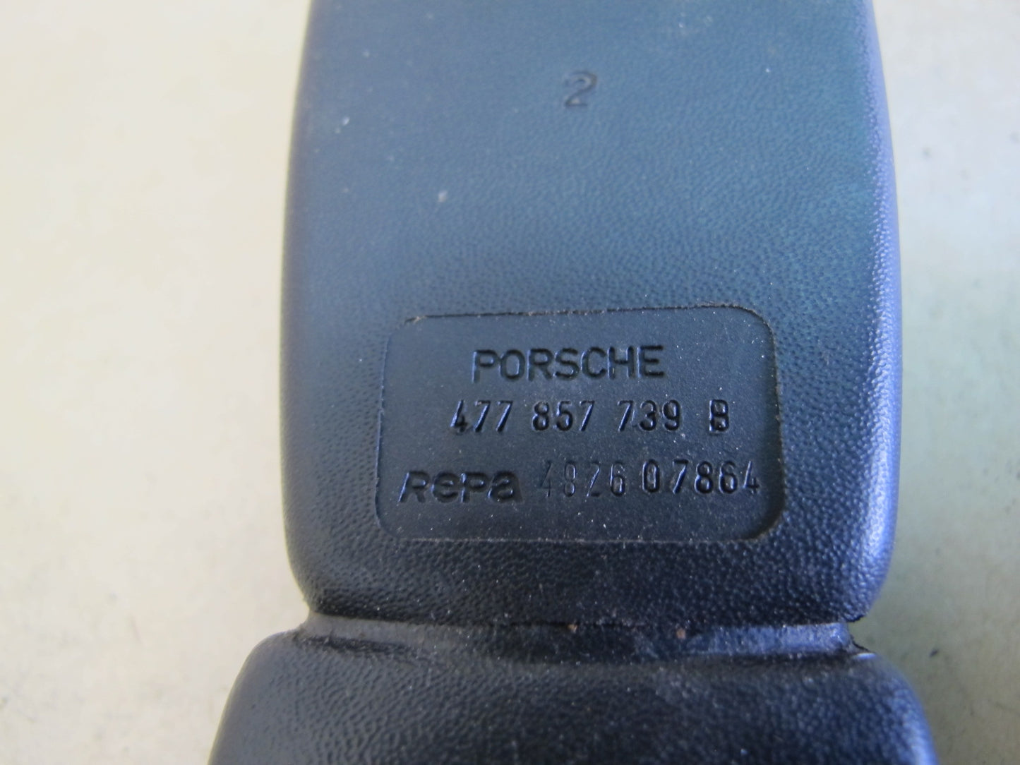 85-88 PORSCHE 944 7pcs SEATBELT RETRACTORS & SEATBELT BUCKLE SET OEM