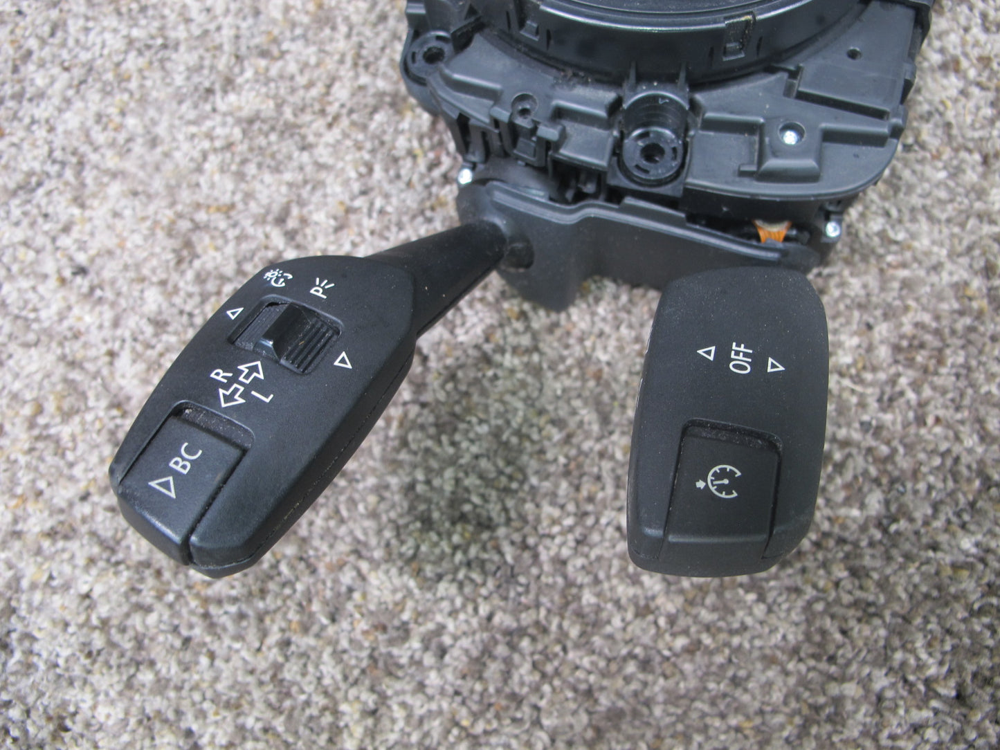 2008-2013 BMW 1-Series E82 E88 3-Series E92 E93 Steering Column Switch Unit Clock Spring Assembly OEM