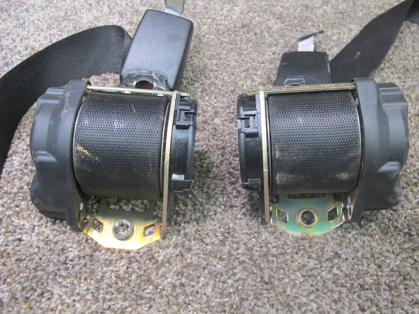 1999-2001 Porsche 911 (996) Front Left & Right Seat Belt Set OEM