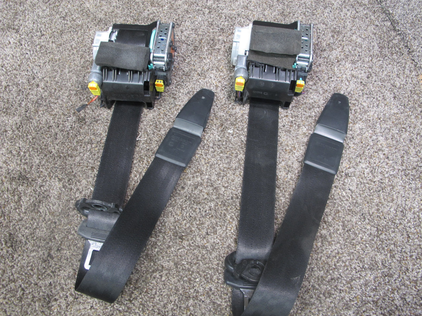 10-16 AUDI A4 S4 SET OF 4 FRONT & REAR SEATBELT RETRACTORS OEM