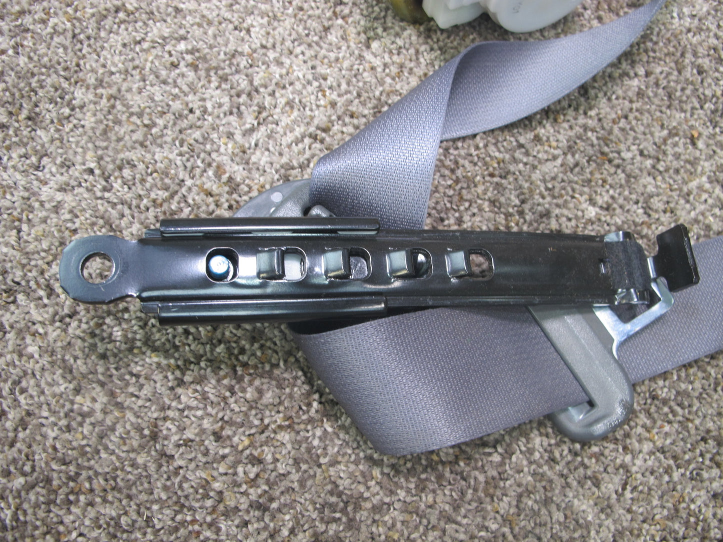 2003-2009 Lexus GX470 Front Left & Right Seat Belt Set OEM
