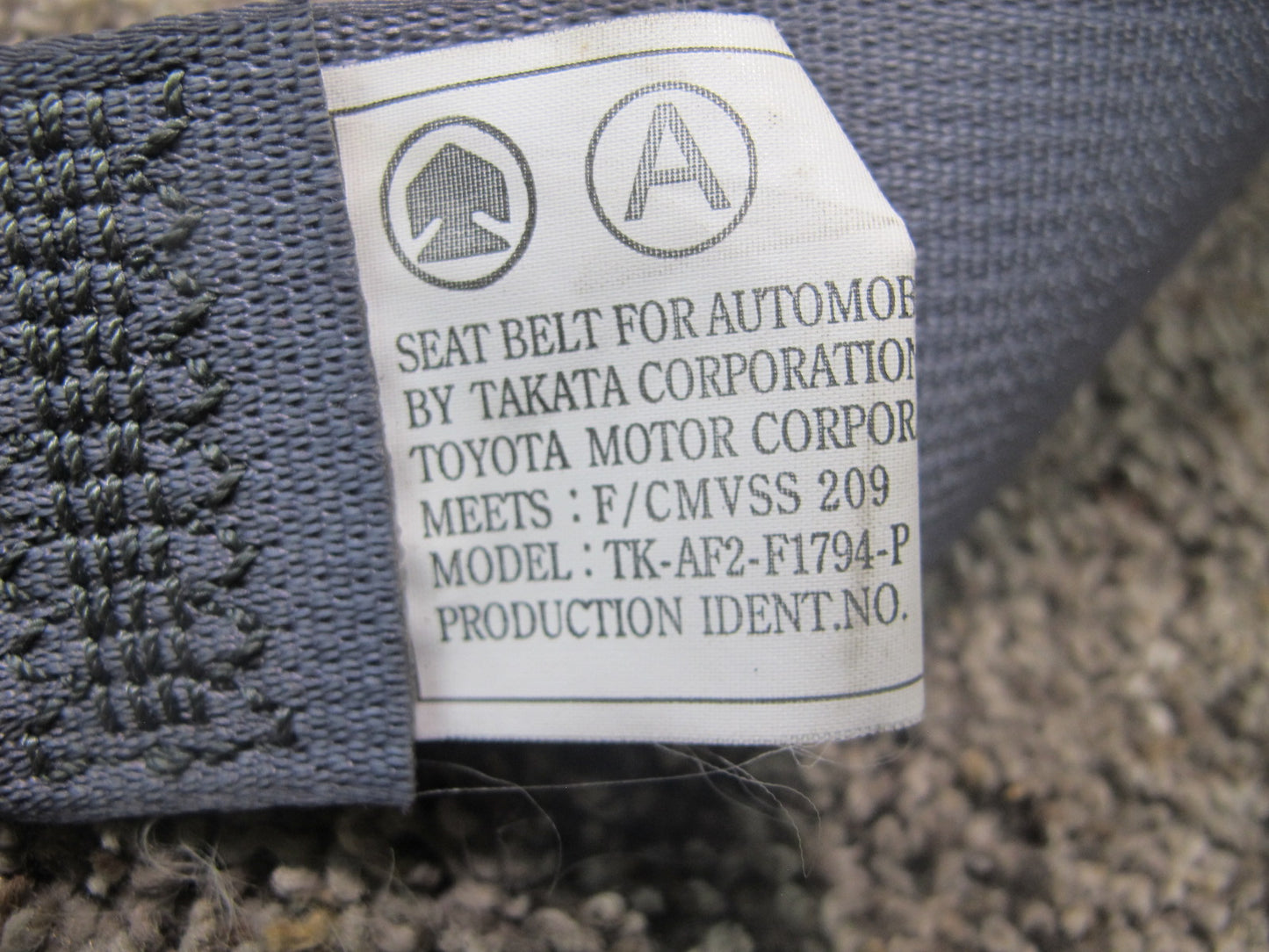 2003-2009 Lexus GX470 Front Left & Right Seat Belt Set OEM