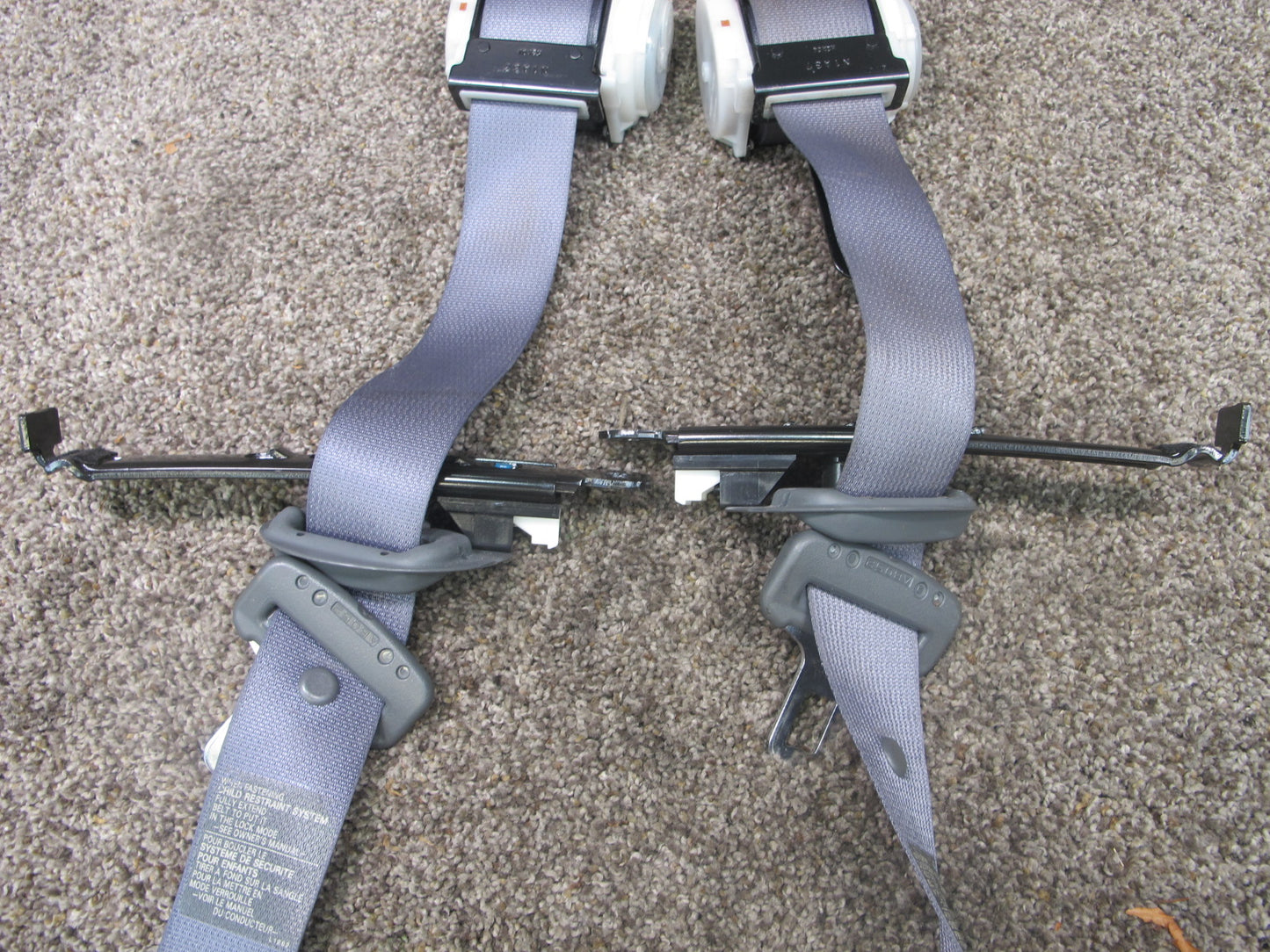 2003-2009 Lexus GX470 2nd Row Left & Right Seat Belt Set OEM