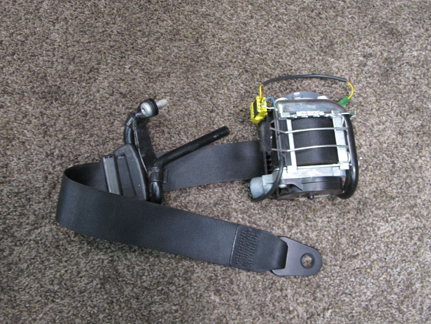 2006-2015 Mini Cooper S R56 R57 Front Driver and Passenger Seat Belts Set OEM