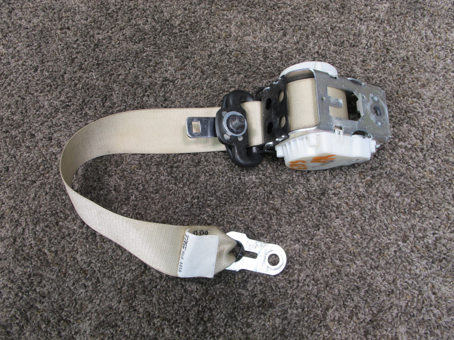 2006-2010 BMW 650i M6 E63 E64 Rear Driver and Passenger Seat Belt OEM