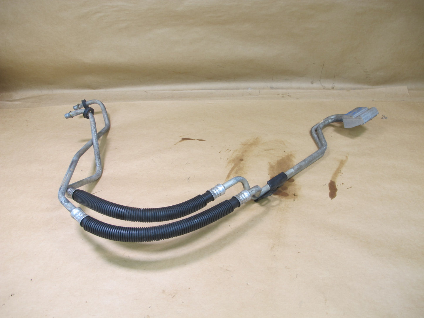 2003-2007 HUMMER H2 6.0L ENGINE OIL COOLER LINE HOSE PIPE TUBE ASSEMBLY OEM