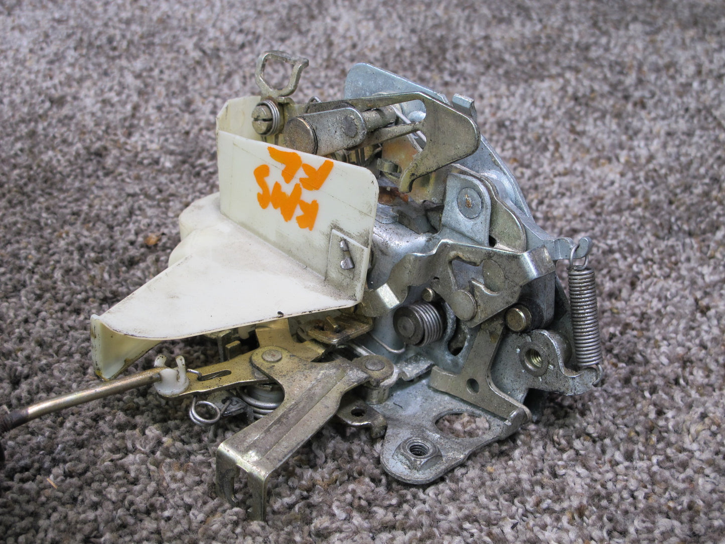 84-91 MERCEDES W126 C126 COUPE LEFT DOOR LOCK LATCH ACTUATOR OEM